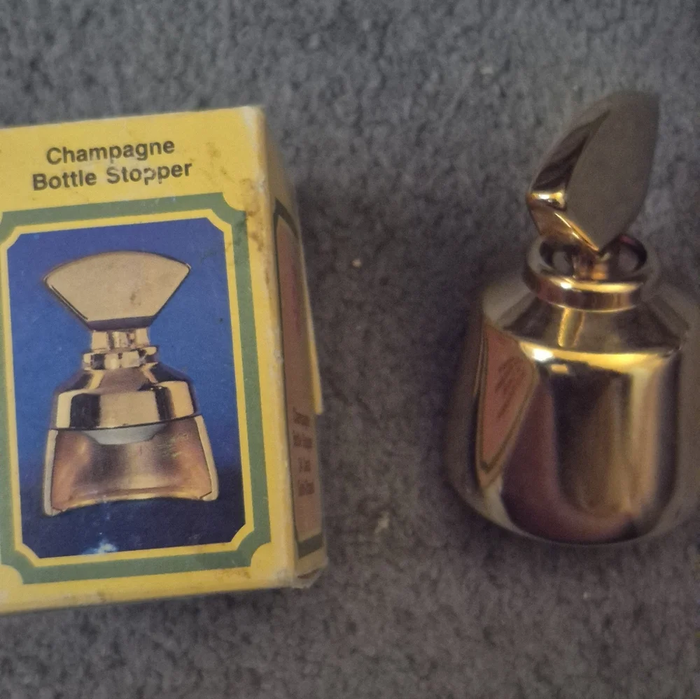 Vintage 24 Carat Gold Plate Champagne Wine Bottle Stopper In Original Box New